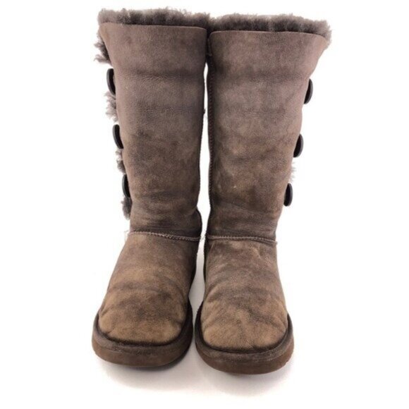 UGG Australia Bailey Button Triplet Sheepskin Winter Boots 8 - Picture 4 of 13